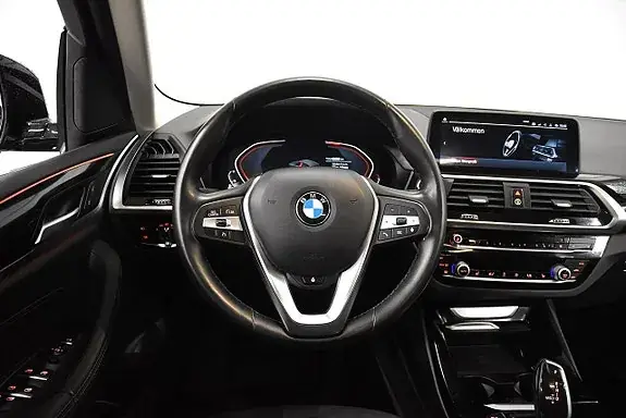 BMW X3 2020 photo 2