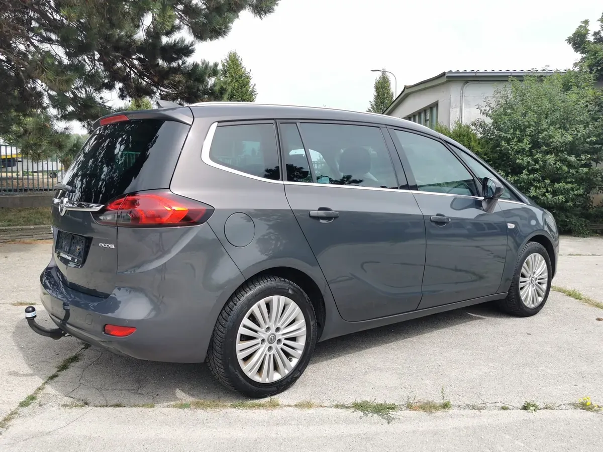 Opel Zafira 2016 photo 3