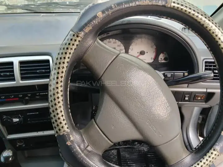 Suzuki Cultus