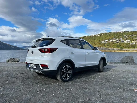 MG Zs Ev 2021 photo 4