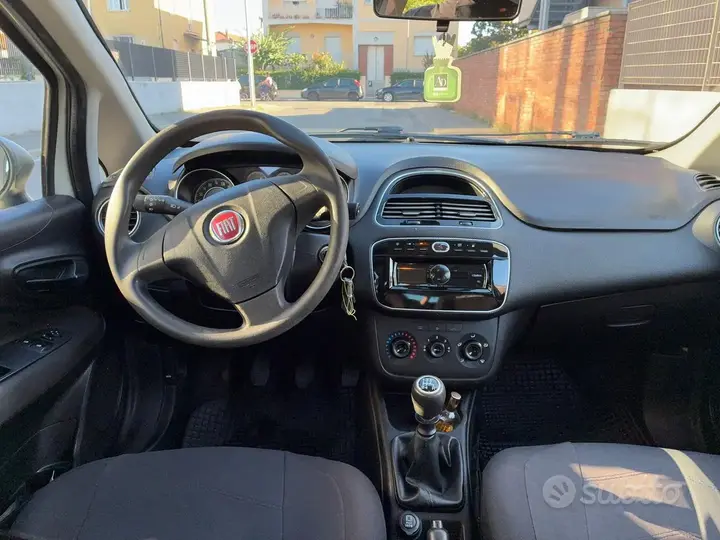Fiat Punto 2014 photo 5