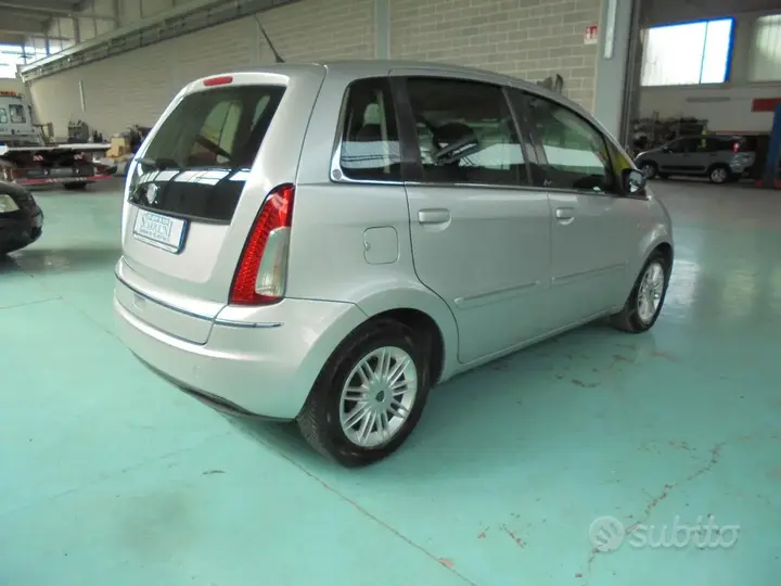 Lancia Musa 2011 photo 3