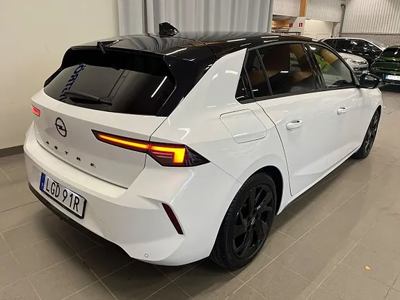 Opel Astra 2024 photo 3