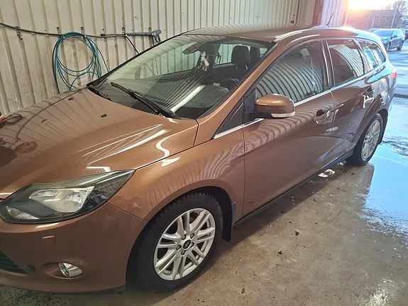 Ford Focus 2013 photo 3