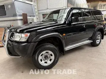 Nissan Patrol 2000 photo 2