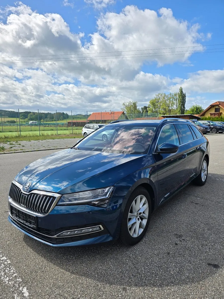 Skoda Superb 2022 photo 3