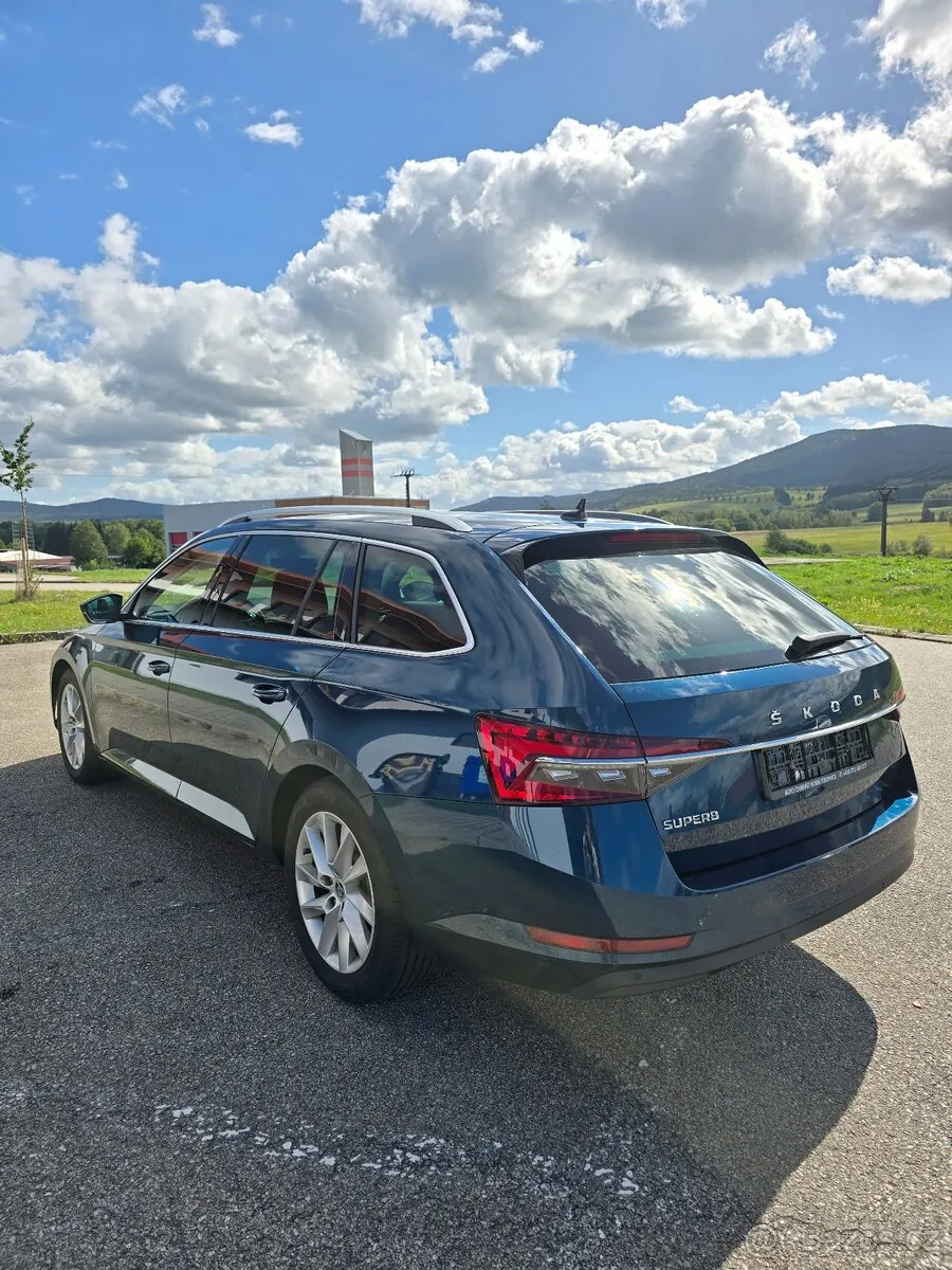 Skoda Superb 2022 photo 5