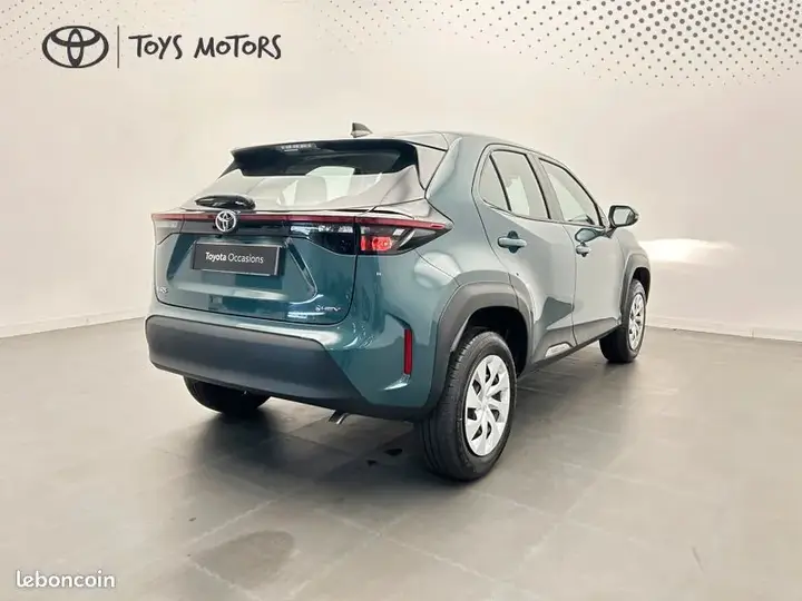 Toyota Yaris Cross 2025 photo 3