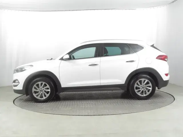 Hyundai Tucson 2015 photo 2
