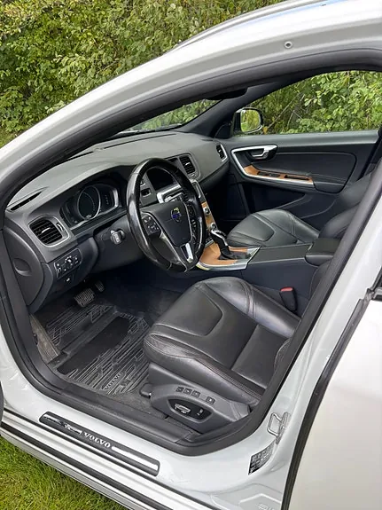 Volvo V60 Cross Country 2016 photo 5