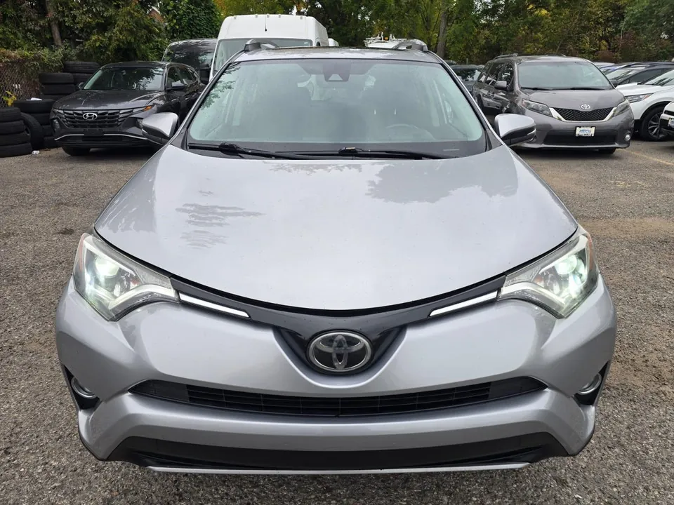 Toyota Rav4 2017 photo 2