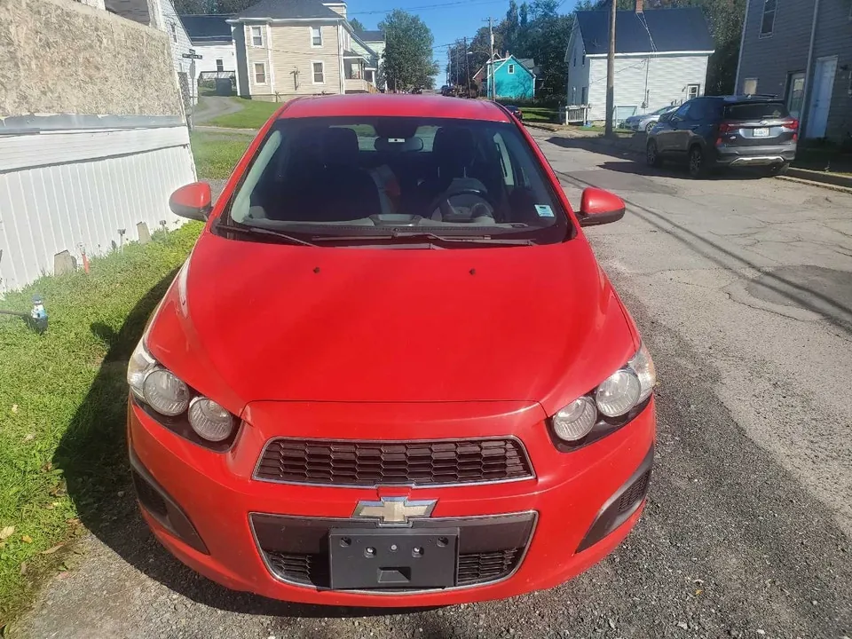 Chevrolet Sonic 2012 photo 4