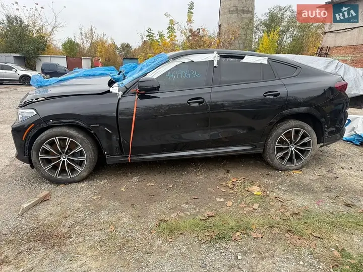 BMW X6 2020 photo 2