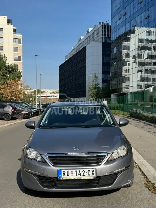 Peugeot 308 2015 photo 3