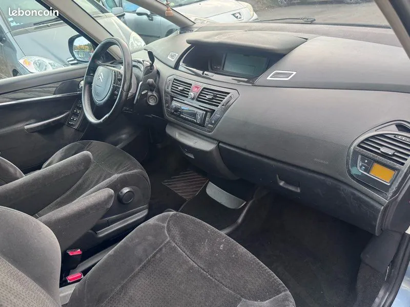 Citroen C4 Picasso 2008 photo 3