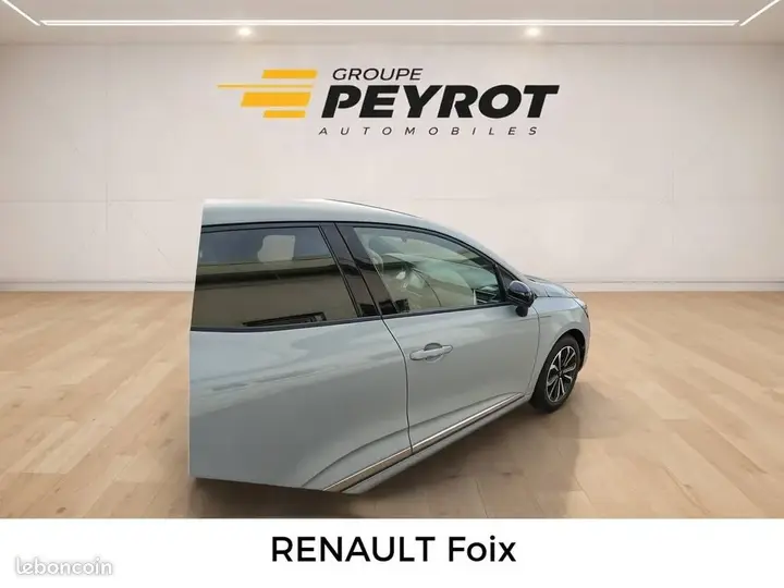 Renault Clio 2025 photo 5