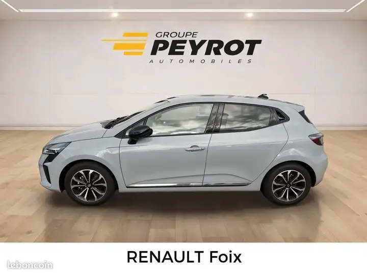 Renault Clio 2025 photo 3