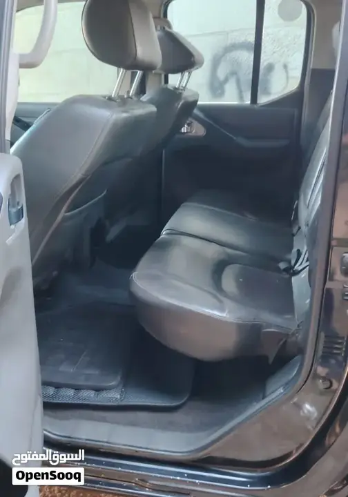 Nissan Navara 2012 photo 3