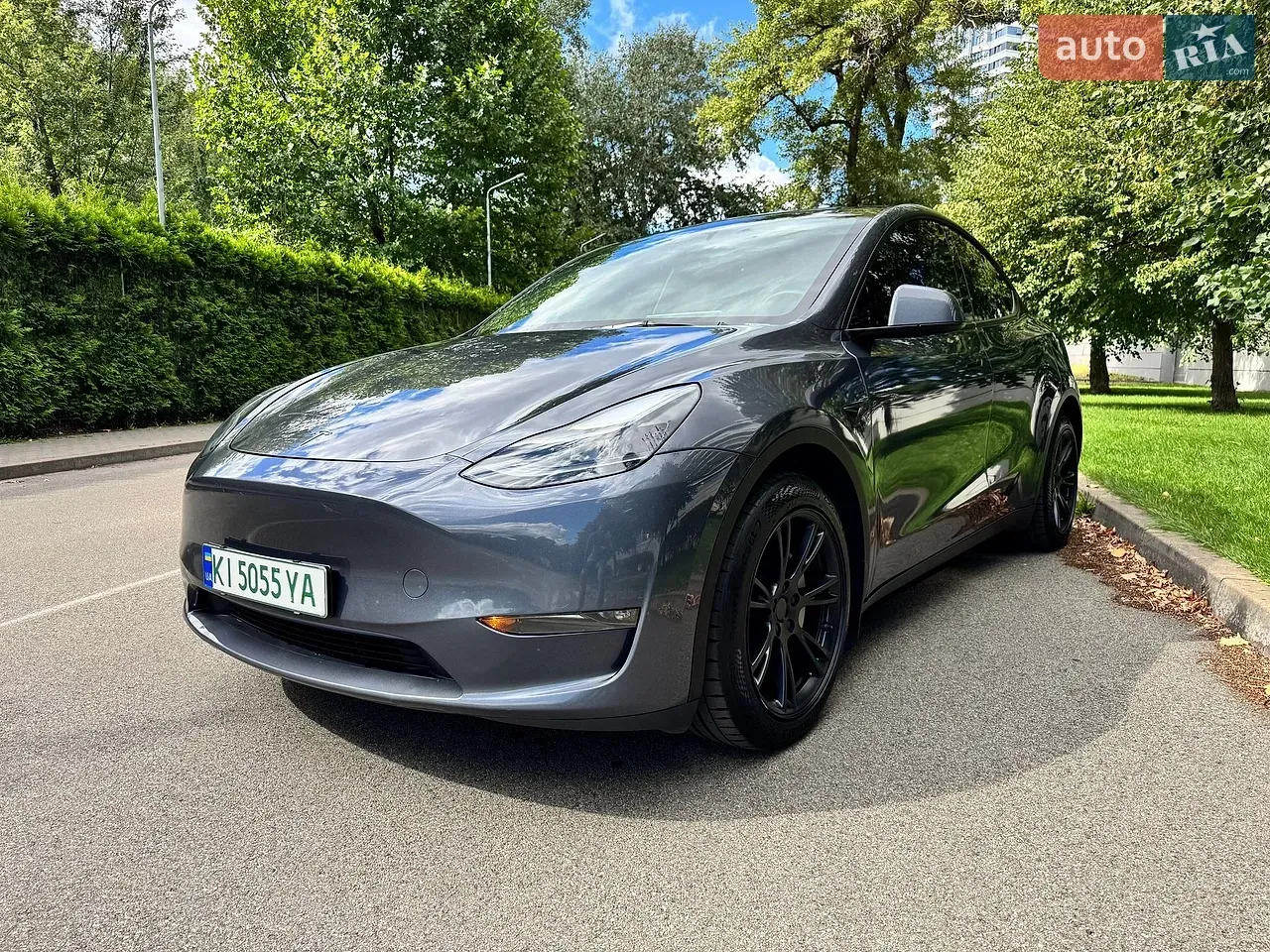 Tesla Model Y 2023 photo 3
