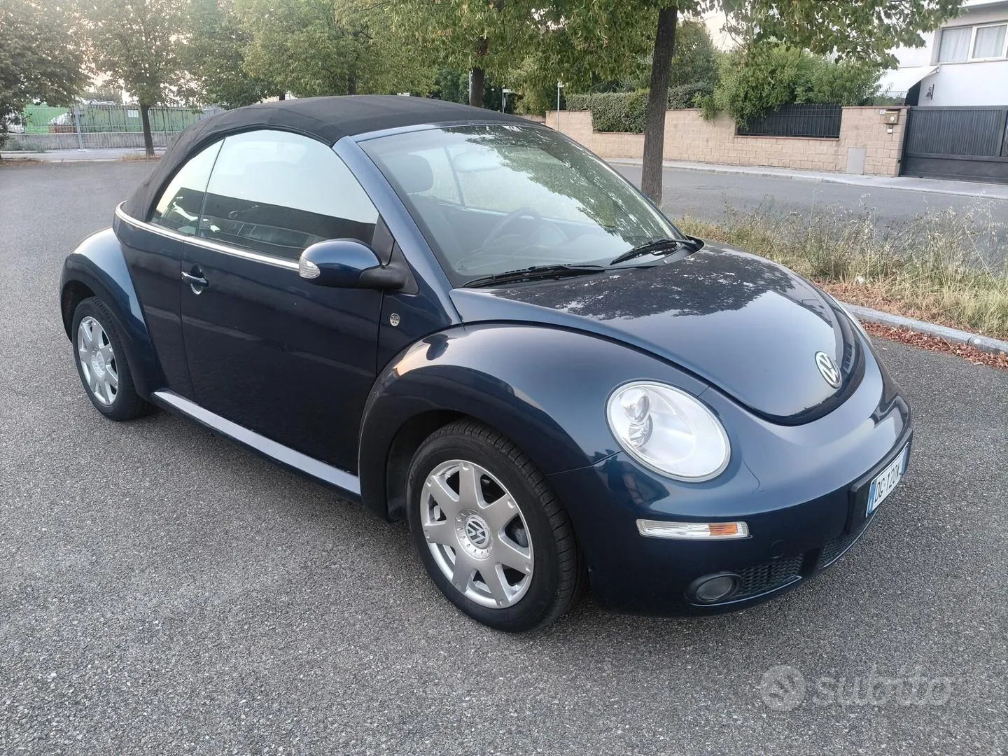 Volkswagen New Beetle
