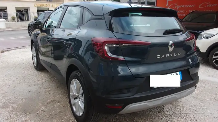 Renault Captur 2023 photo 4