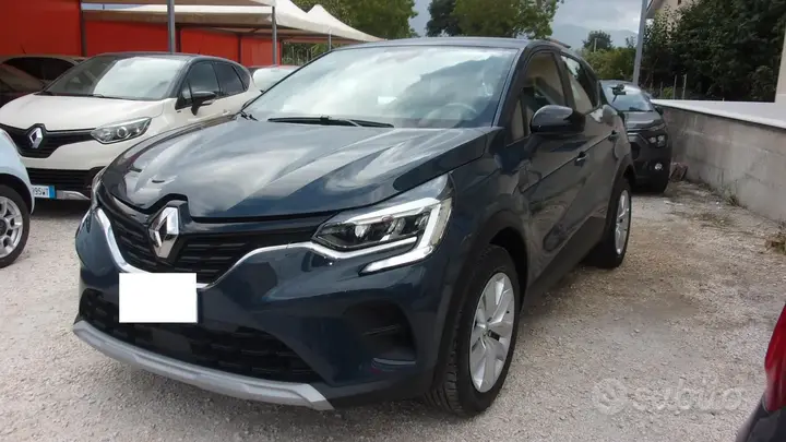 Renault Captur 2023 photo 2