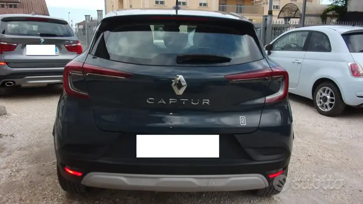 Renault Captur 2023 photo 5