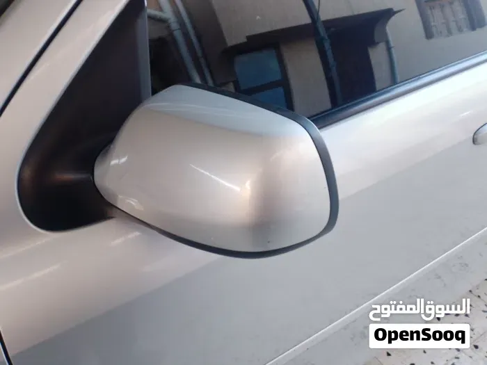 Mazda 2 2007 photo 3
