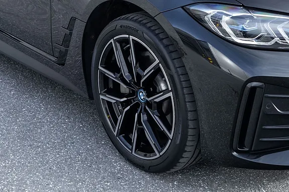 BMW I4 2024 photo 3