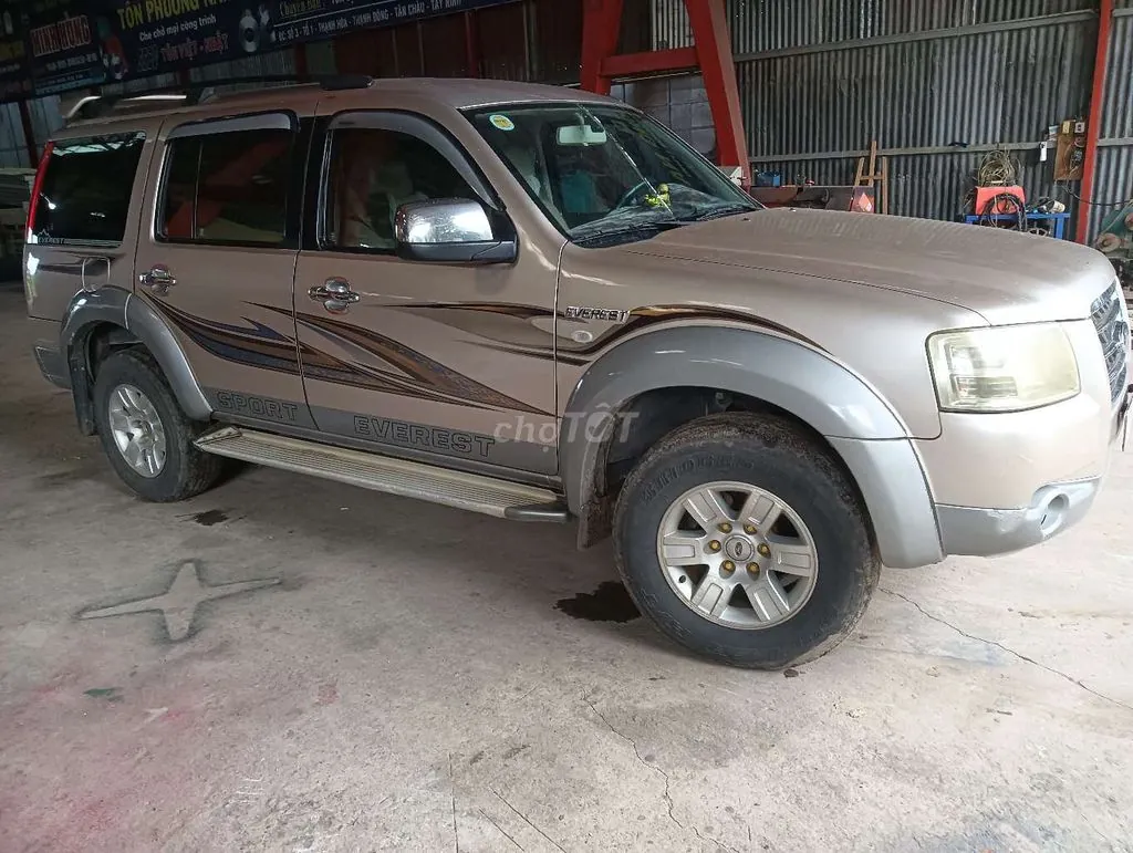 Ford Everest 2009 photo 4