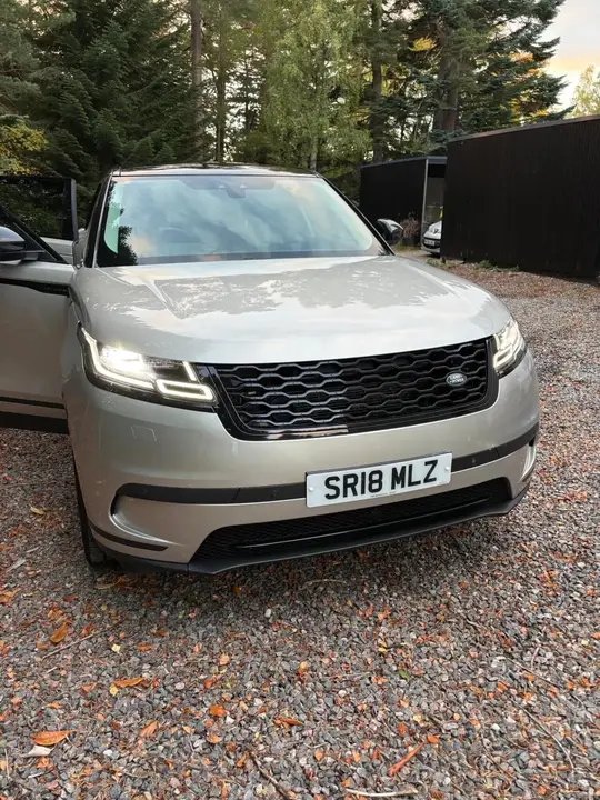 Land Rover Range Rover Velar 2018 photo 3