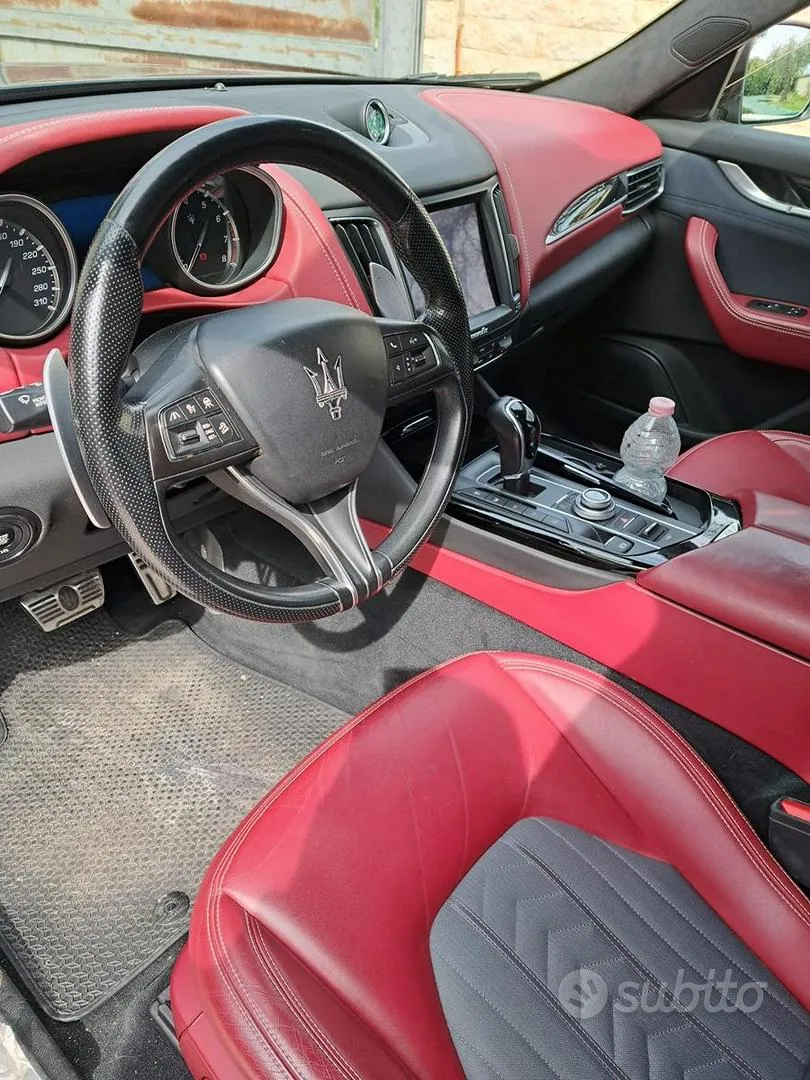 Maserati Levante 2018 photo 3