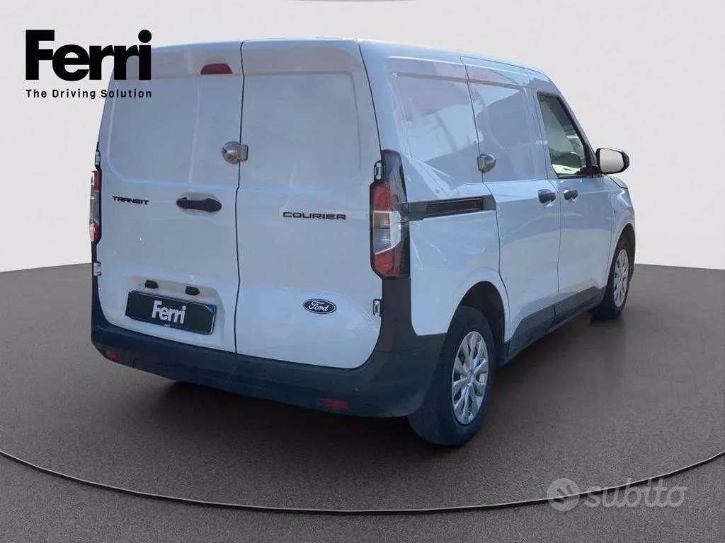 Ford Transit Courier 2024 photo 4