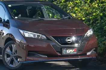 Nissan Leaf 2021 photo 3