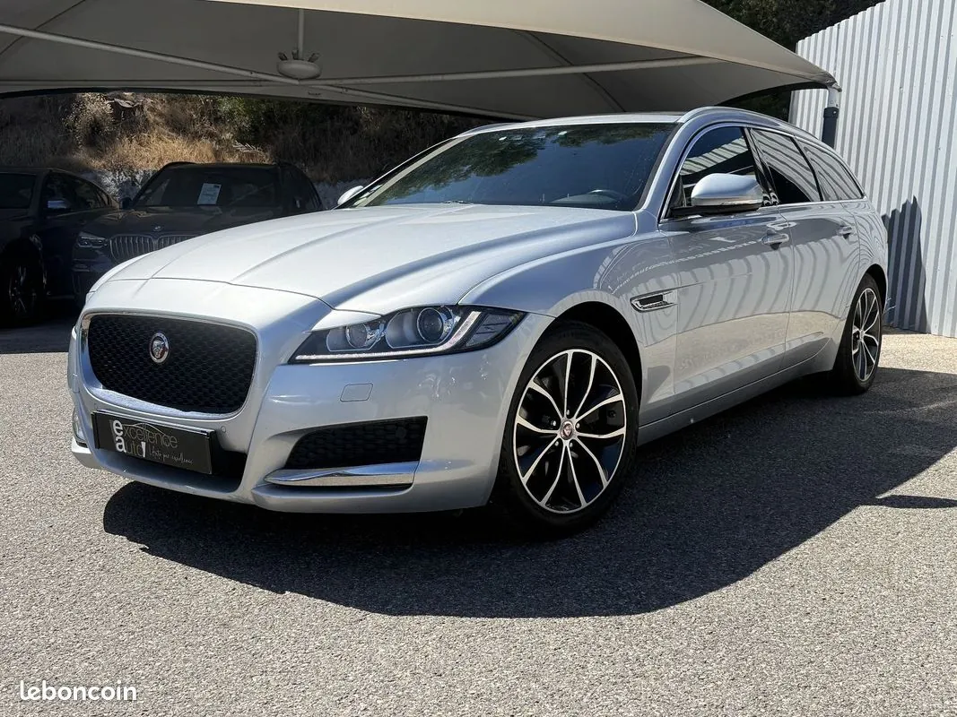 Jaguar Xf 2018 photo 2