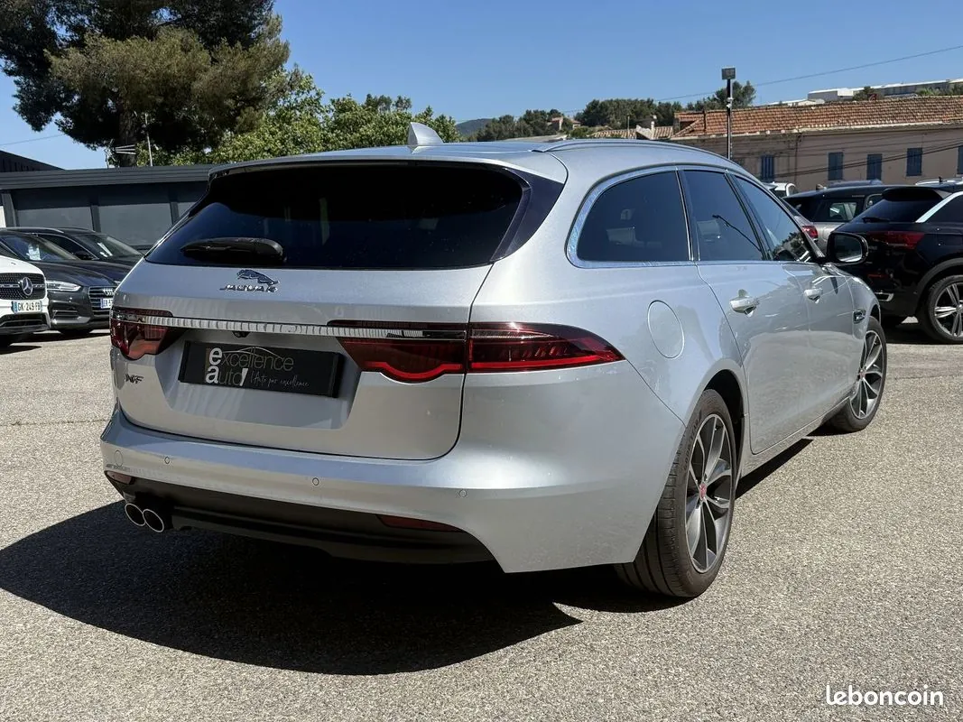 Jaguar Xf 2018 photo 4