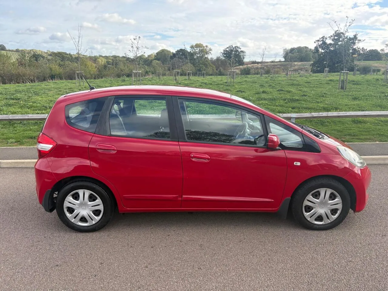 Honda Jazz 2014 photo 2