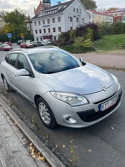Renault Megane Iii 2010 photo 2