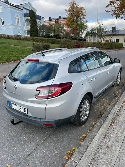 Renault Megane Iii 2010 photo 3