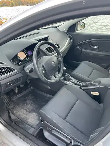 Renault Megane Iii 2010 photo 5