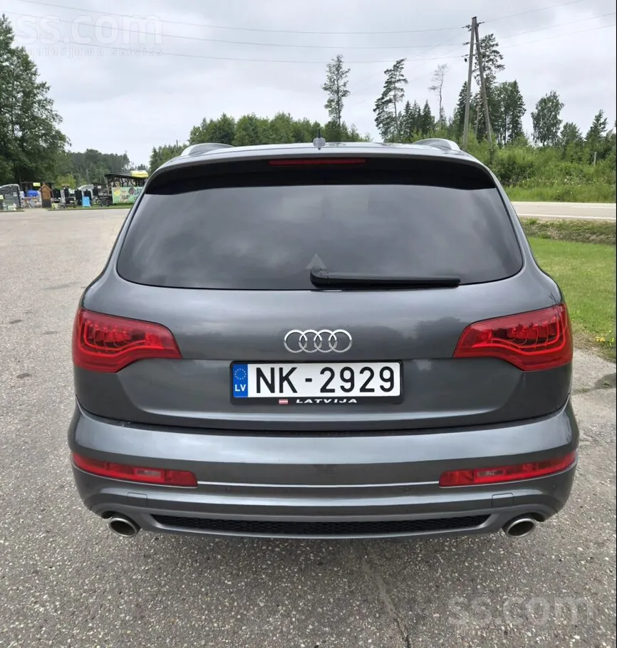 Audi Q7 2012 photo 4