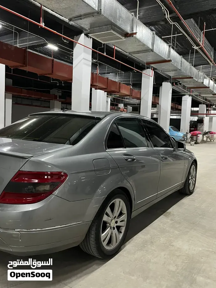 Mercedes-Benz C-Class 2009 photo 4