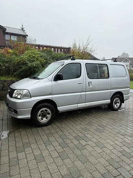 Toyota Hiace 2008 photo 4