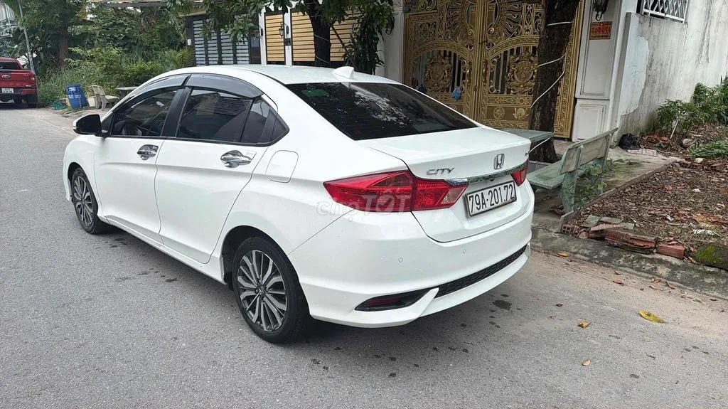 Honda City 2018 photo 4