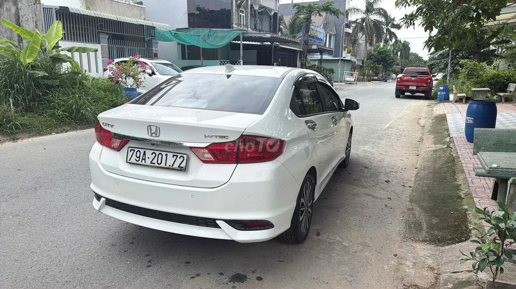 Honda City 2018 photo 3