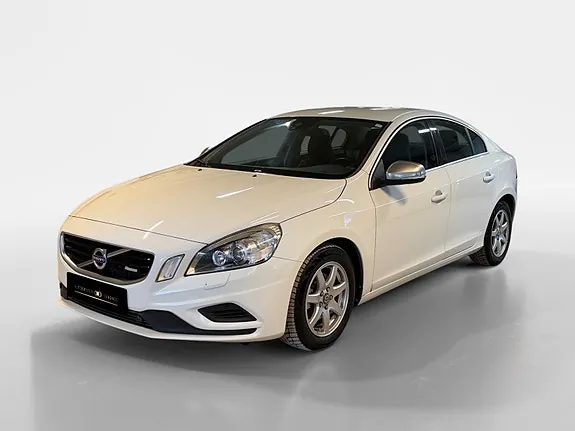 Volvo S60 2011 photo 3
