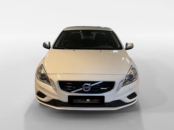 Volvo S60 2011 photo 2