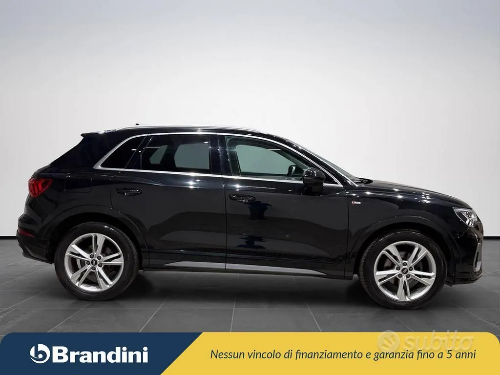Audi Q3 2022 photo 5