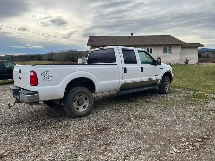 Ford F350 2006 photo 2