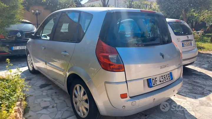 Renault Scenic 2007 photo 2